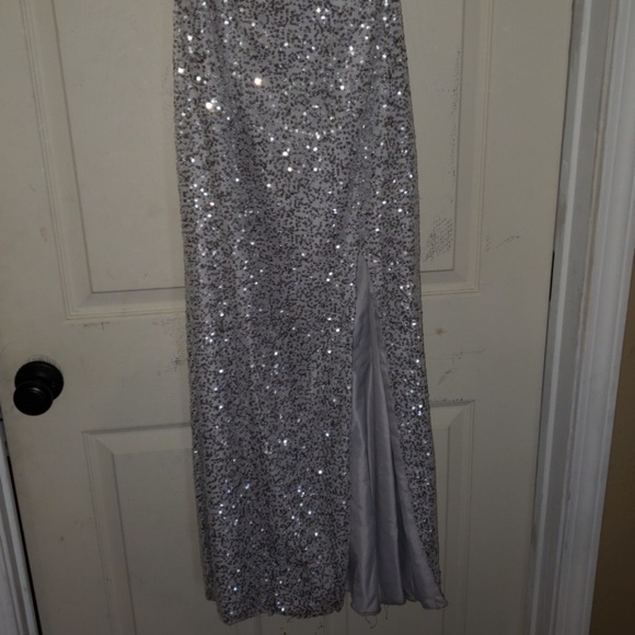 Formal - Picture 3 of 7